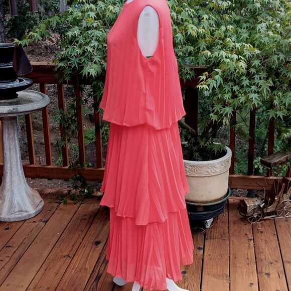 Rich Persimmon Tiered Sleeveless Midi Dress . Cocktail. Wedding - Picture 5 of 10